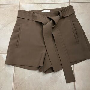 Wilfred Aritzia Tie Front Short Size 4